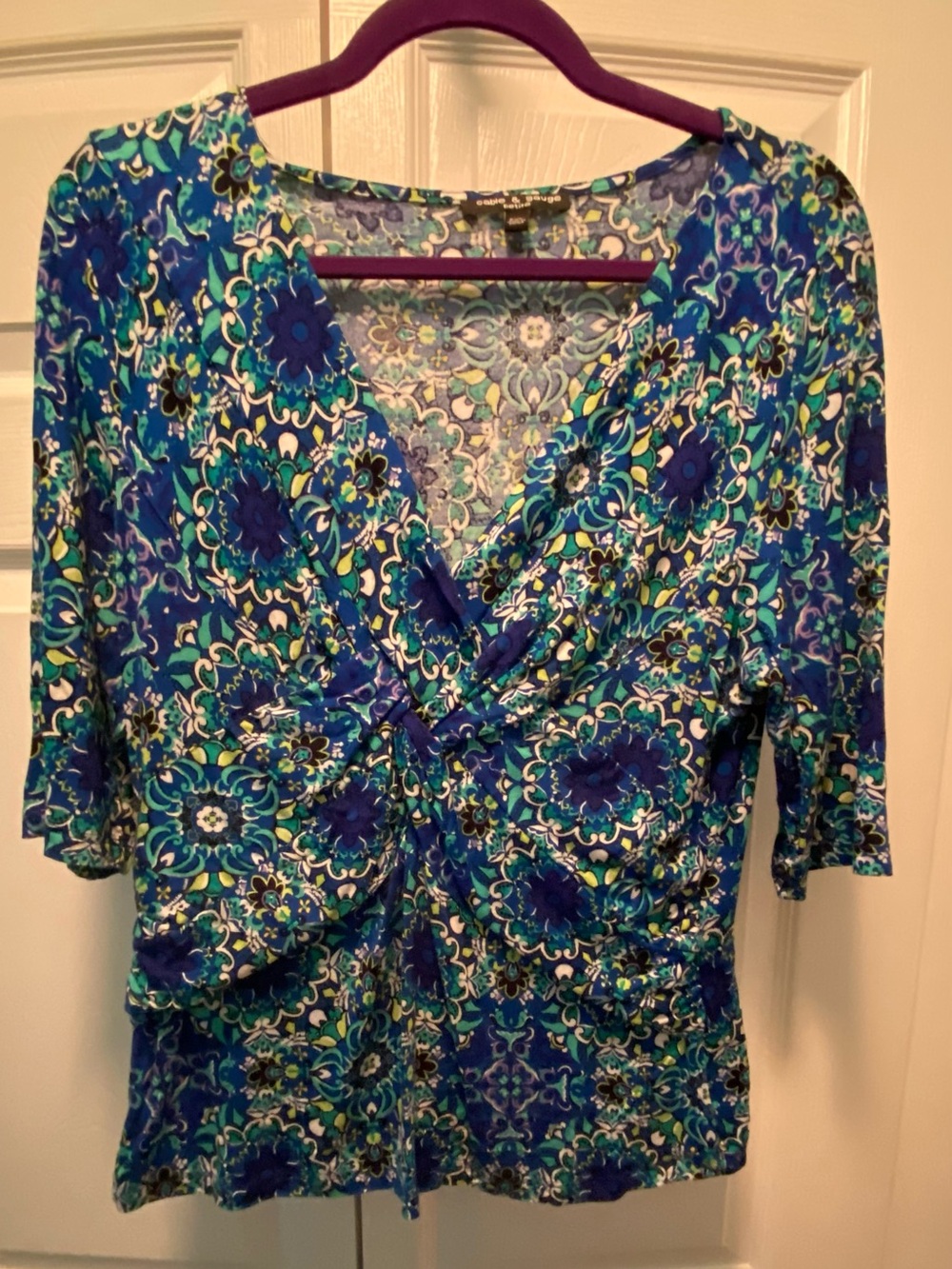 Cable &  Gauge petit XL top blue/green paisley print ruched V-neck ¾ sleeves